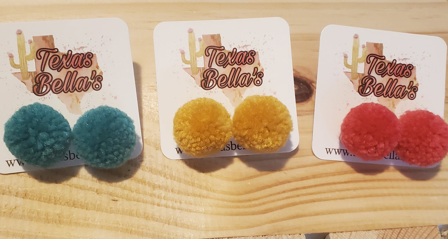 Pom Pom Stud