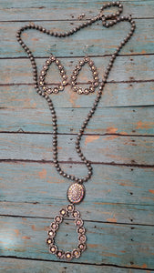 Iridescent Daisey Drop Necklace