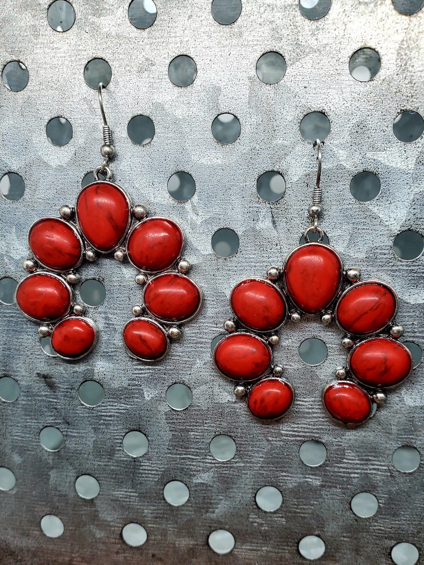Horseshoe Blossom Earrings