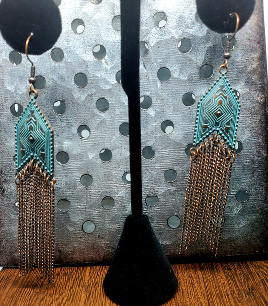 Arrow Spree Earrings